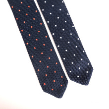 Dreieck Big End Mens Silk benutzerdefinierte Stickerei Punkte Skinny Knit Tie